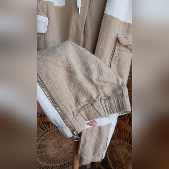 JCrew Two-Tone Linen Blend Cargo Pants_8 - Picture 8 of 11